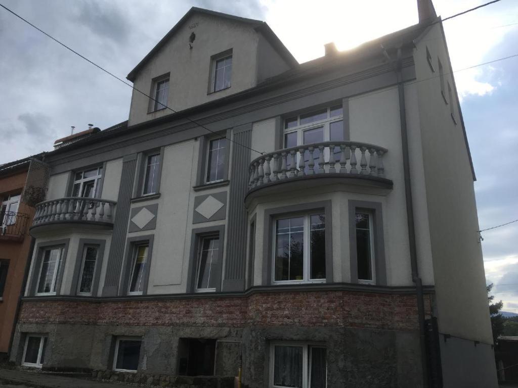 Underground Lägenhet Bielsko-Biała Exteriör bild