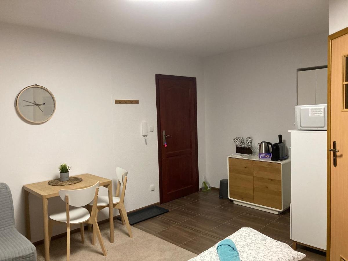 Underground Lägenhet Bielsko-Biała Exteriör bild