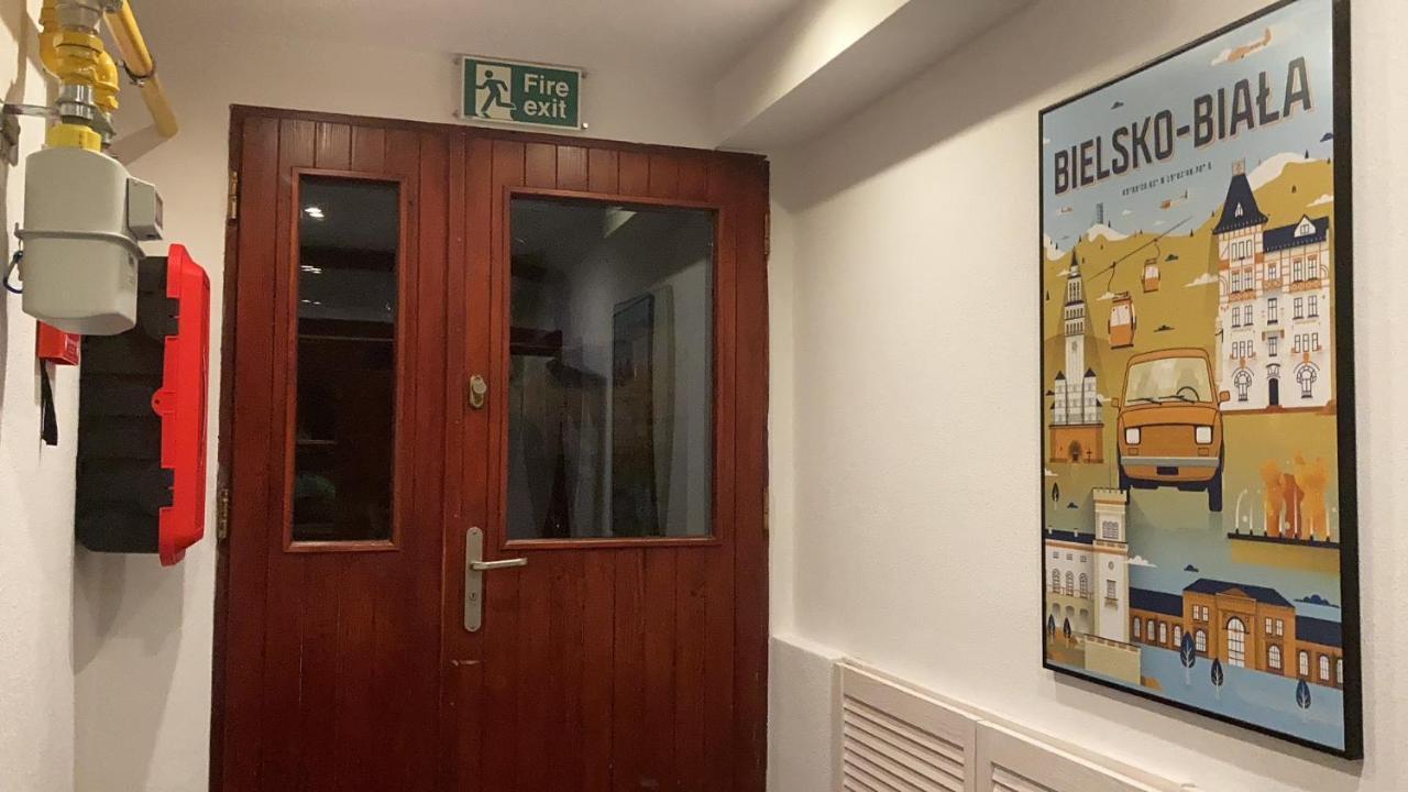 Underground Lägenhet Bielsko-Biała Exteriör bild